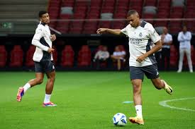 咪咕体育:赵继伟14+7付豪21+9林葳关键失误 辽宁险胜南京.